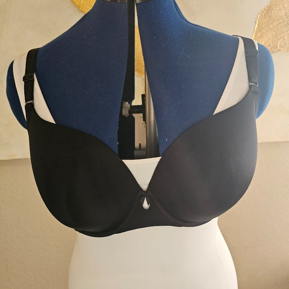Torrid black tshirt bra